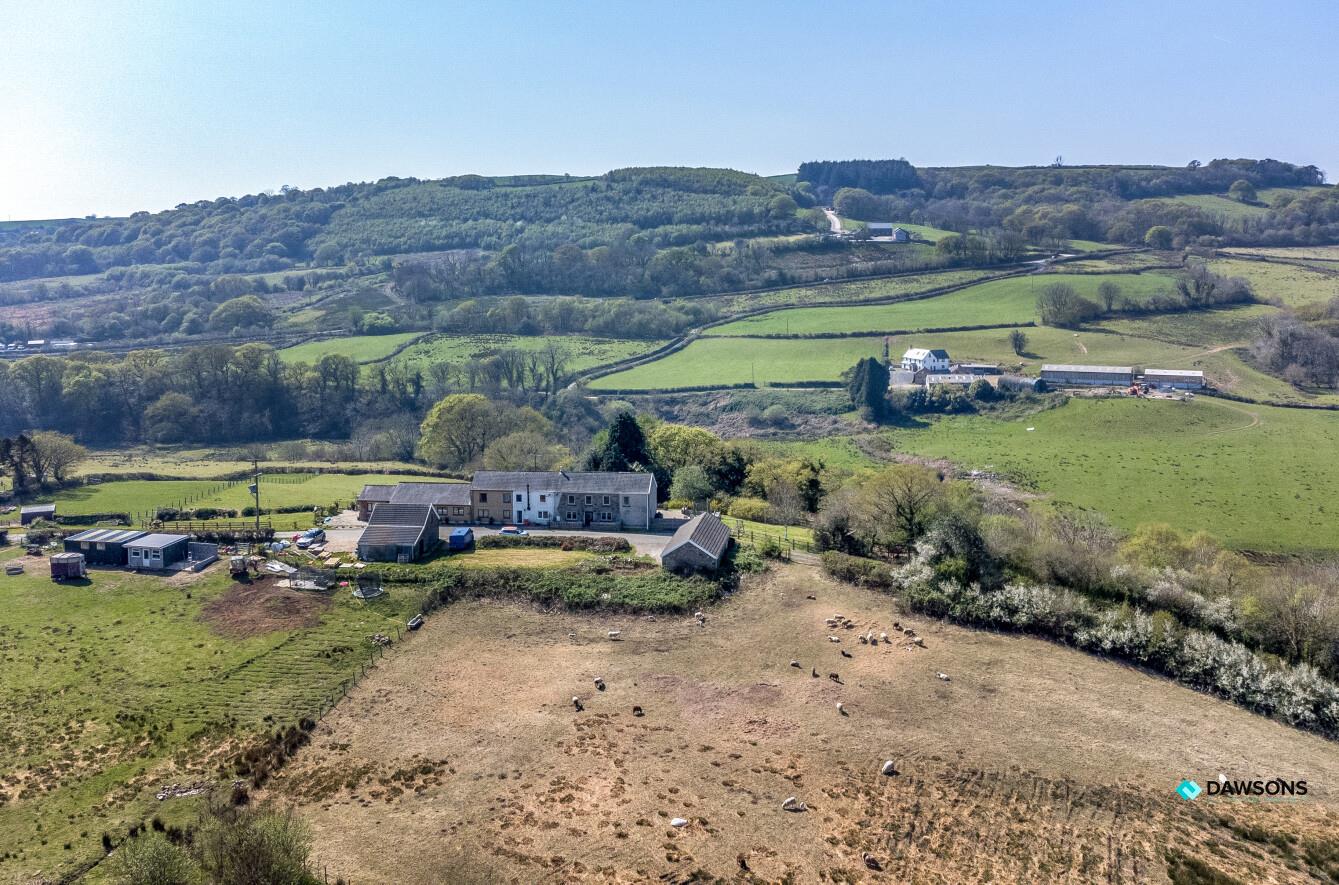 Carmarthen Road, Fforest, Pontarddulais, Swansea, SA4 0FT